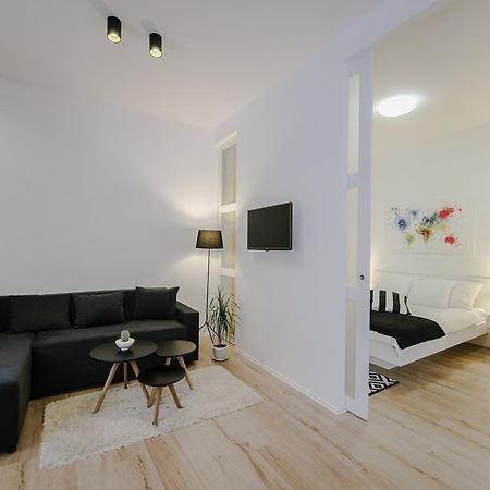 זאגרב Apartment British Square With Parking חדר תמונה